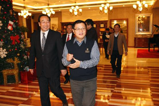 民生金融租賃舉辦增資擴(kuò)股成功的慶祝酒會(huì)　
