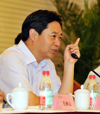 貫徹香山會議精神全面推動業(yè)務(wù)轉(zhuǎn)型